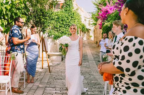 chic-destination-wedding-crete-prettiest-white-flowers_22