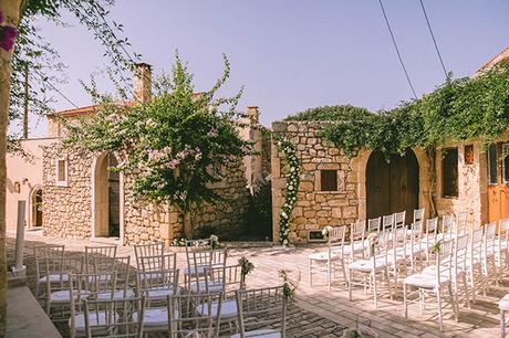 chic-destination-wedding-crete-prettiest-white-flowers_17