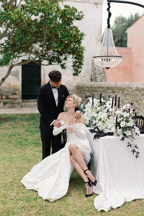 Black and White wedding inspiration at the Courti Estate with the most gorgeous details black-white-wedding-inspiration-courti-estate-gorgeous-details_42