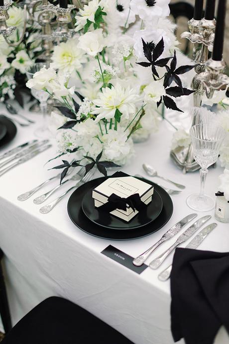 Black and White wedding inspiration at the Courti Estate with the most gorgeous details black-white-wedding-inspiration-courti-estate-gorgeous-details_36
