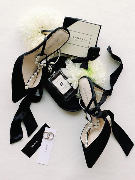 Black and White wedding inspiration at the Courti Estate with the most gorgeous details black-white-wedding-inspiration-courti-estate-gorgeous-details_08x