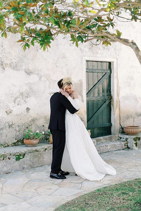 Black and White wedding inspiration at the Courti Estate with the most gorgeous details black-white-wedding-inspiration-courti-estate-gorgeous-details_16