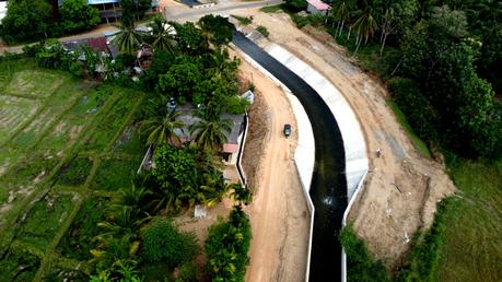 The water conservancy project undertaken by CSCEC Sri Lanka began to provide water to the agricultural farmland