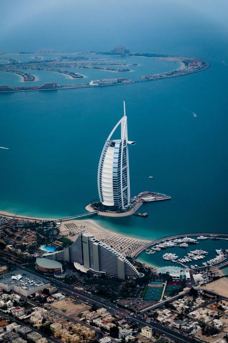 How Dubai is so Rich