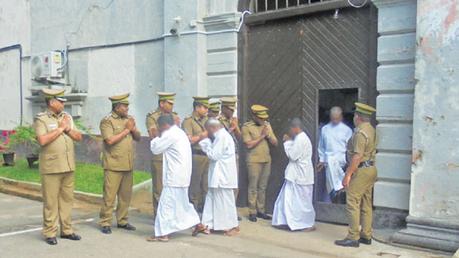 988 Prisoners Released on Vesak