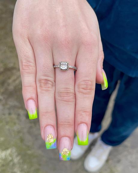 Lime Green Nails: A Spicy Pop for Your Manicure