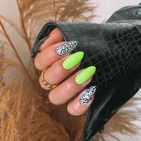 Lime Green Nails: A Spicy Pop for Your Manicure