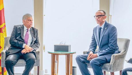 President participates in Commonwealth Leaders’ Meeting