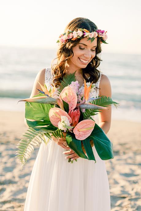 intimate-beach-wedding-crete-tropical-vibes_02