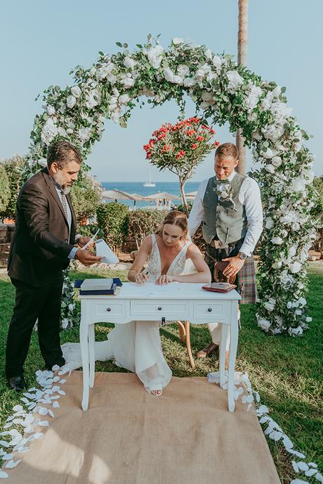 seaside-summer-wedding-columbia-beach-resort-cyprus-romantic-florals_23