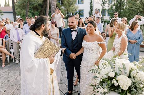 luxurious-summer-wedding-thessaloniki-impressive-floral-arrangments-white-shades_58