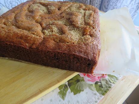 Crunchy Topped Banana Cake