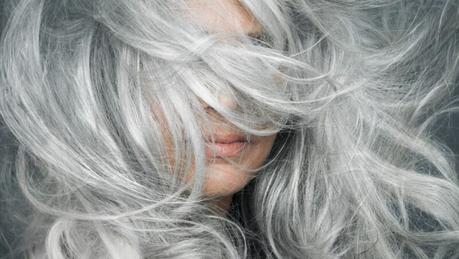 Silver Strands: Exploring the Causes of Premature White Hair and Natural Preventive Measures