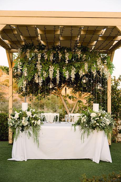 romantic-fall-wedding-kefalonia-eucalyptus-white-florals_21
