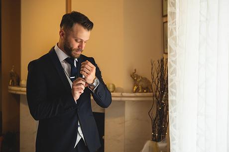 Classically romantic wedding in Athens with beautiful florals │ Eva & Stelios classically-romantic-wedding-athens-with-beautiful-florals_16x