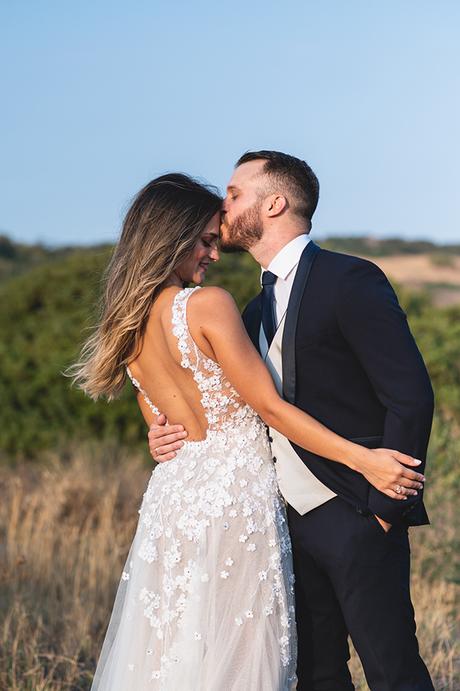Classically romantic wedding in Athens with beautiful florals │ Eva & Stelios classically-romantic-wedding-athens-with-beautiful-florals_43