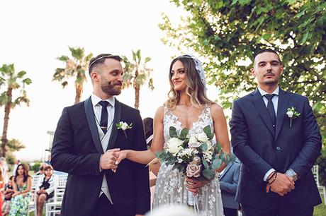 classically-romantic-wedding-athens-with-beautiful-florals_33