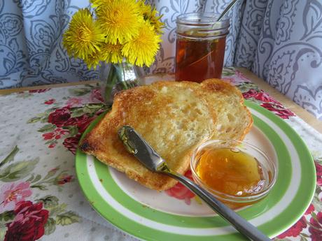 Dandelion Honey