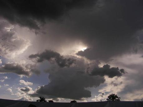 Eclipse Pokwero Murchison Falls 'dark skies'