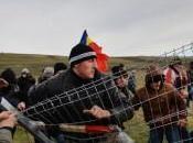 Hundreds Tear Down Fences, Break into Chevron Site Romania