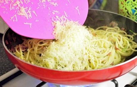 Pecorino Romano into Carbonara marthafied