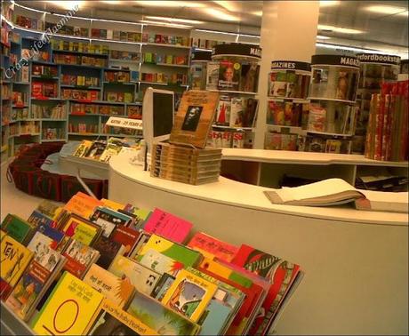 A Heaven for Book Lover's ~ Oxford Bookstore