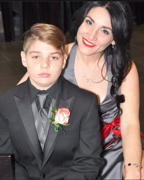 Real Mom Style Feature – Mary Bridesmaid dress red sash red shoes red lipstick trend 2013 reasonstodress.com