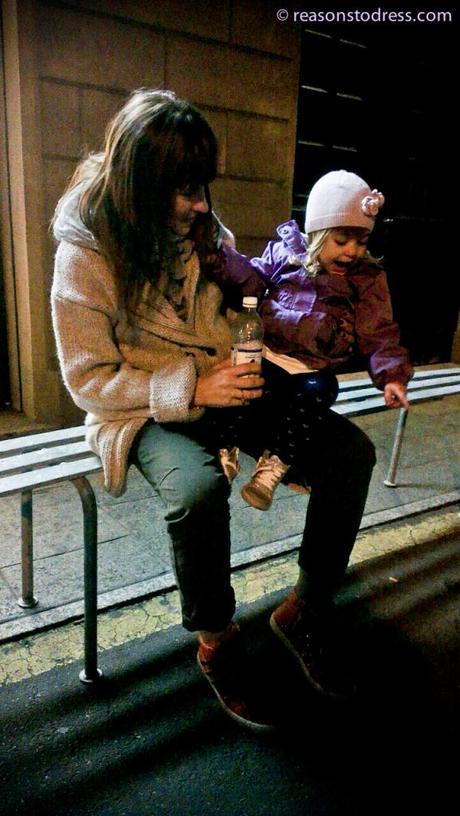 Italian Mom Street Style – The Coatigan Spotted Coatigan Modena Momstyle