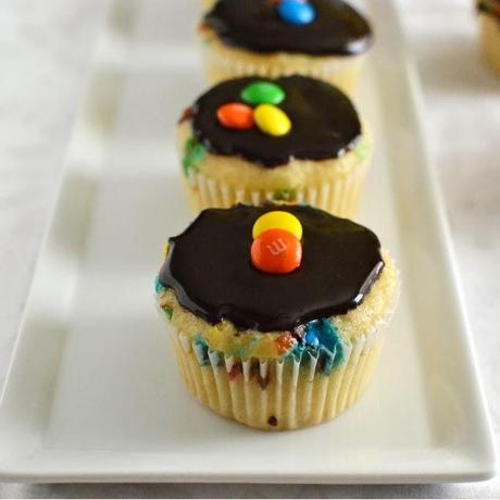 Confetti Candy (aka M&M) Cupcakes with Fudge Frosting (Eggless Recipe)