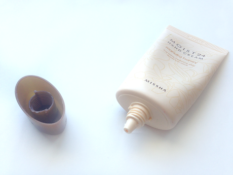 tiny tuesdays, missha, hand cream, moist24, korean, beauty, blog, twoplicates, reviews, photos, swatches, manuka honey, 