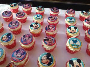 Too many to have. I can only have 1? More Disney cupcakes. YUM!