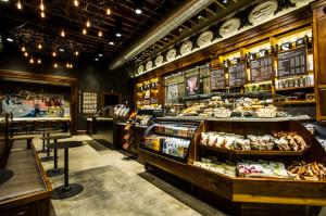 3-starbucks-unveils-new-store-inspired-by-new-orleans-coffee-heritage-and-artistic-spirit