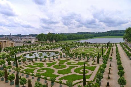Si Versailles m'était conté (Royal affairs in Versailles)