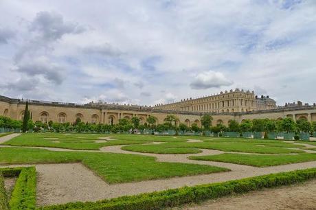 Si Versailles m'était conté (Royal affairs in Versailles)