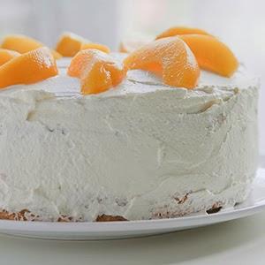 http://recipes.sandhira.com/peach-ice-cream-cake.html