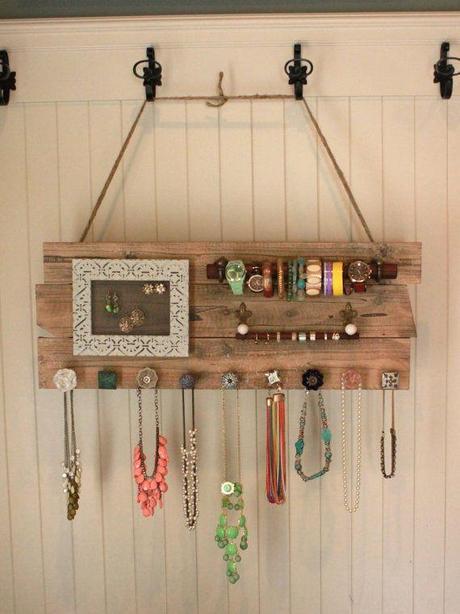 18 Funky Storage Ideas for Your Accessories