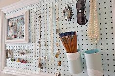 18 Funky Storage Ideas for Your Accessories