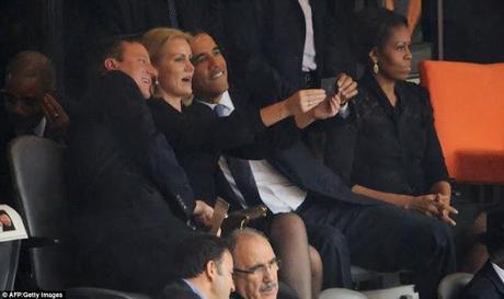 the selfie that shook the World - Helle Thorning Schmidt, Obama and Cameroon
