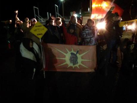 Umatilla members, Rising Tide, and allies rallied to blockade a megaload on December 2
