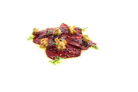 Beet carpaccio with deep fried capers & arugula #144