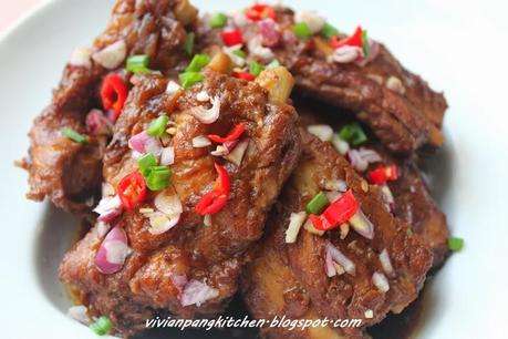 Chinese Spareribs with Shallots/ 紅葱烤排