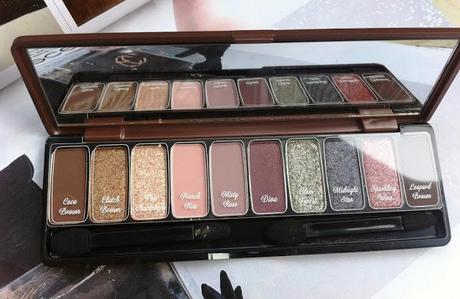 Etude House Play Color Eyes So Chic Play Eyeshadow Palette - Swatches