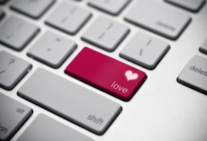 online-dating-love-keyboard
