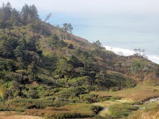 California’s LOST COAST HEADLANDS: Hike to Guthrie Creek