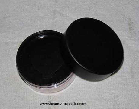 Review : MAC Pro Setting Powder in Peach