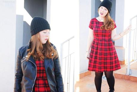 Outfit: Biker girl in tartan - TheMowWay.com