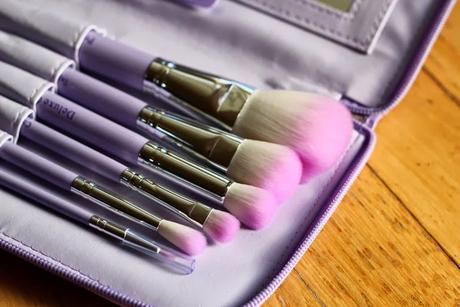 Crown Brush Review