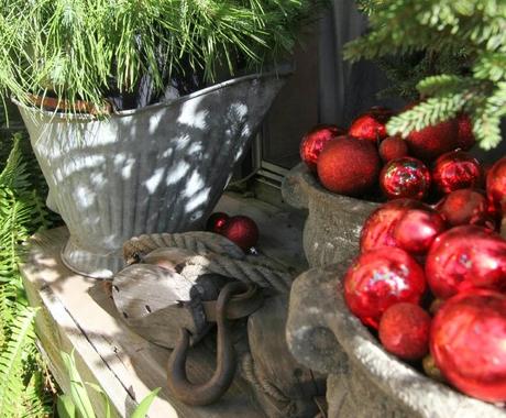 Our SoCal Holiday Courtyard