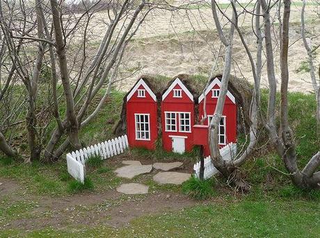 Icelandic folklore Huldufólk House