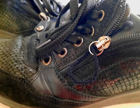 10 easy lucet projects Zip helper made with a lucet tool for cordmaking